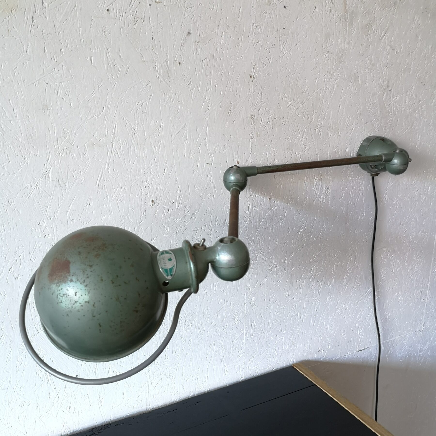 Ancienne lampe d'atelier en métal
