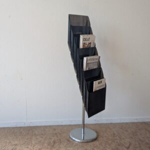 Porte magazines en plexiglas marron made in USA, 1985