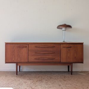 Enfilade teck des années 60