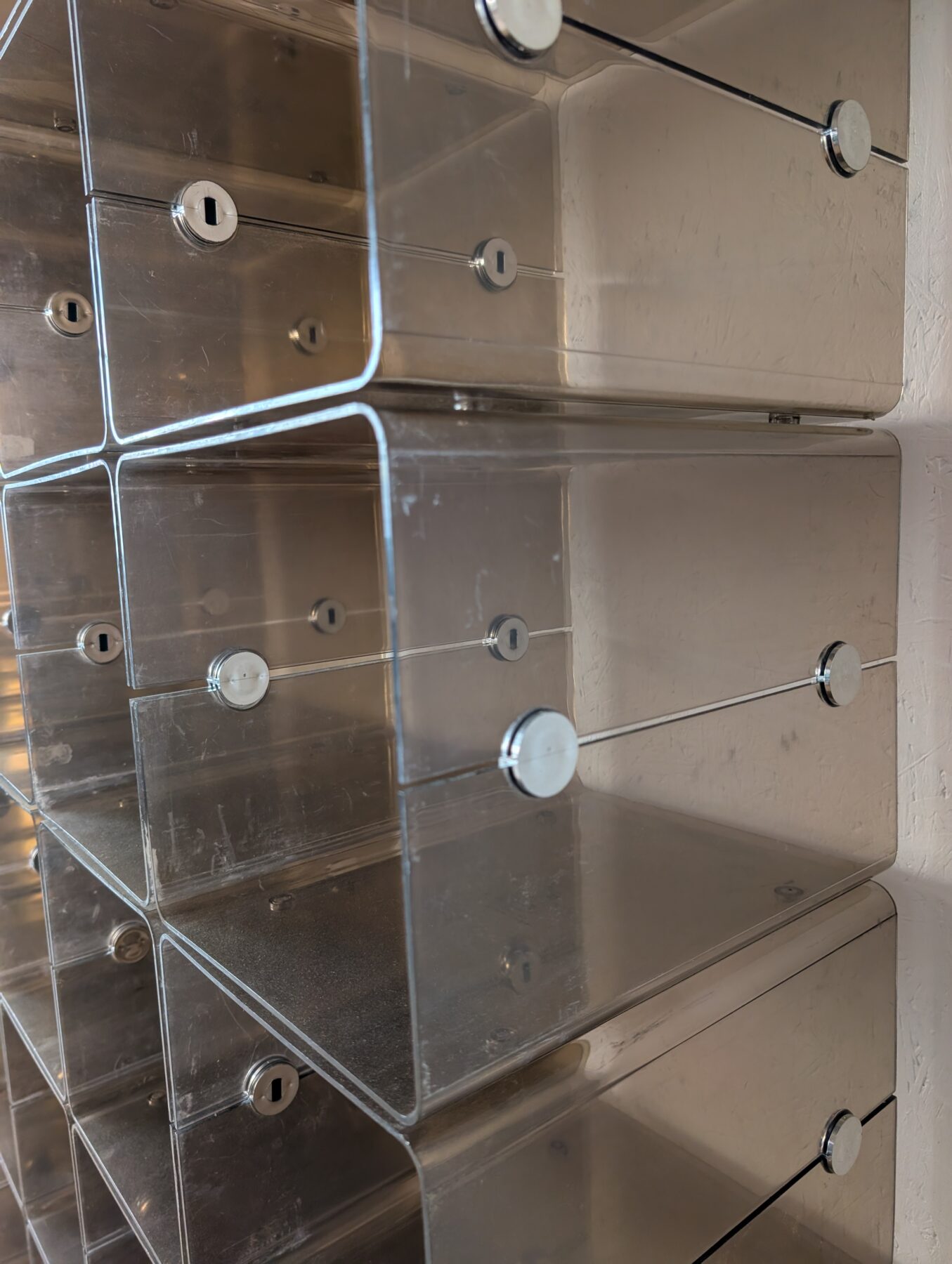Ensemble de 42 cases Plexiglass à moduler, années 70, Italie – Image 11