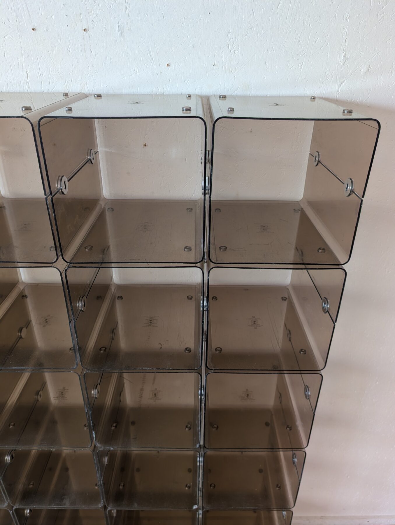 Ensemble de 42 cases Plexiglass à moduler, années 70, Italie – Image 4