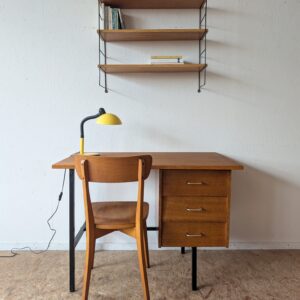 Bureau chêne des années 60