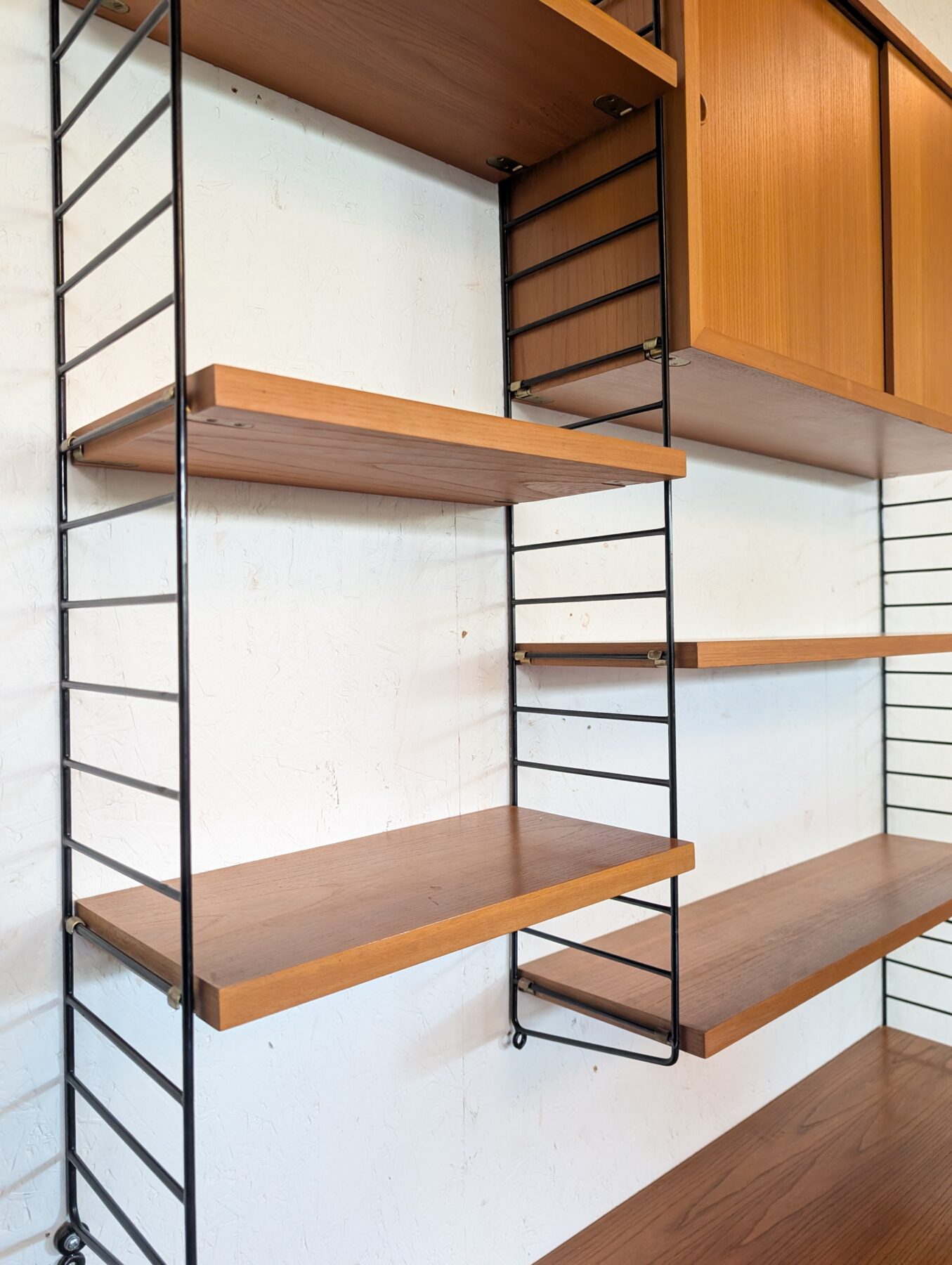 Ensemble mural original STRING par Nisse Strinning années 60, Suède. – Image 4