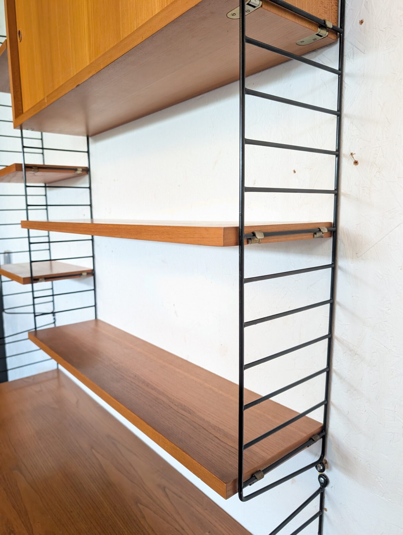 Ensemble mural original STRING par Nisse Strinning années 60, Suède. – Image 11