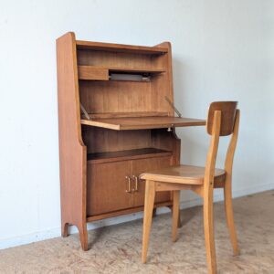 Meuble secrétaire chêne des années 50