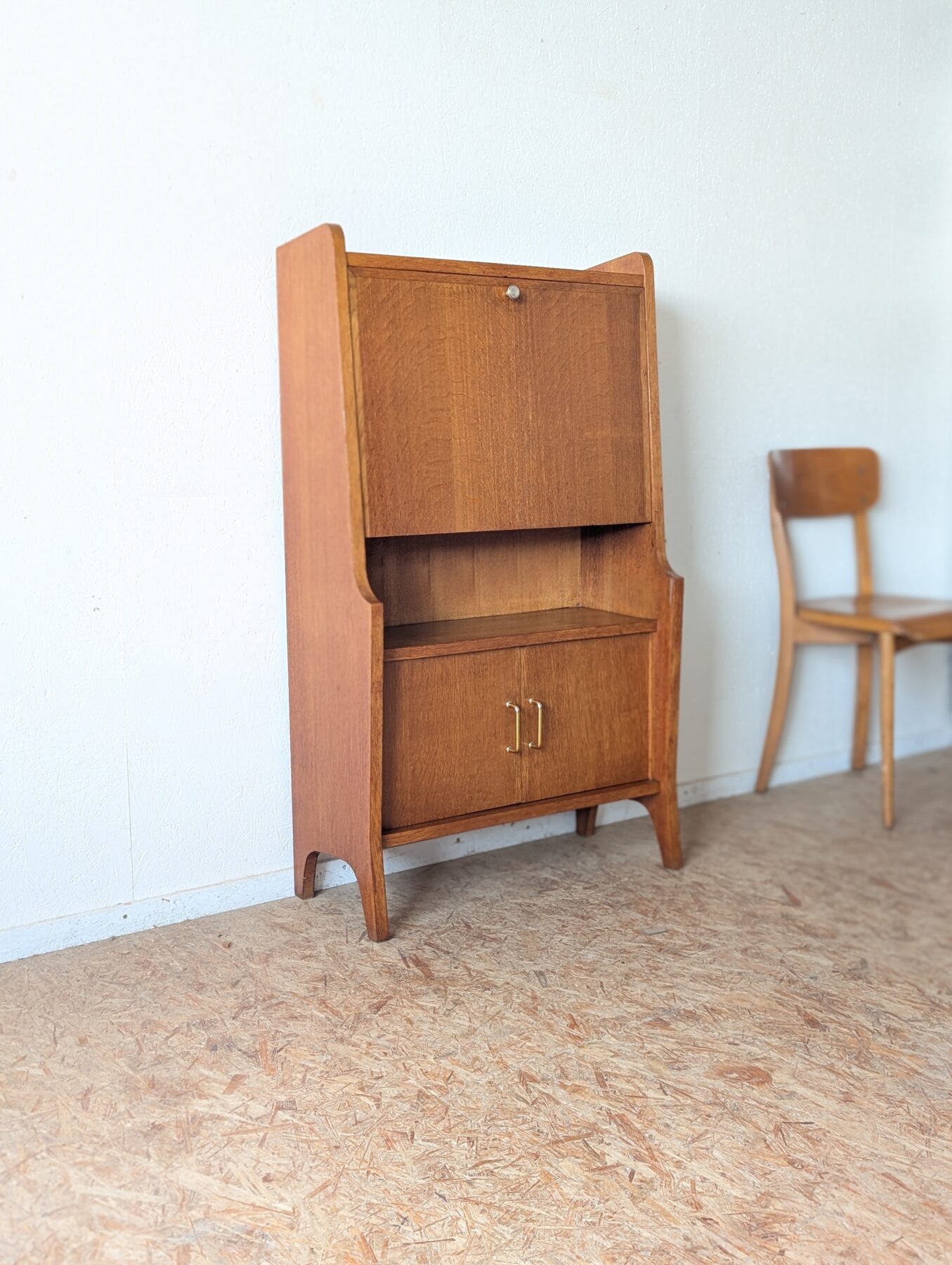 Meuble secrétaire chêne des années 50 – Image 2