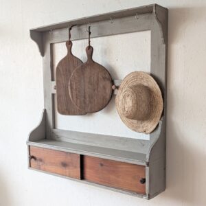 Grande étagère murale ancienne