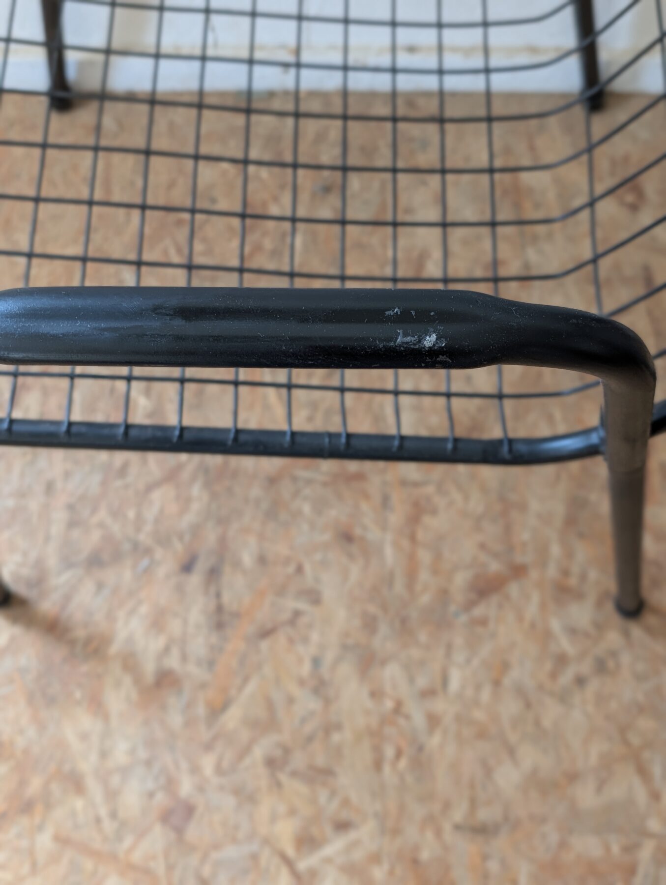 Suite de 4 chaises vintage Emu (Italie) – Image 8