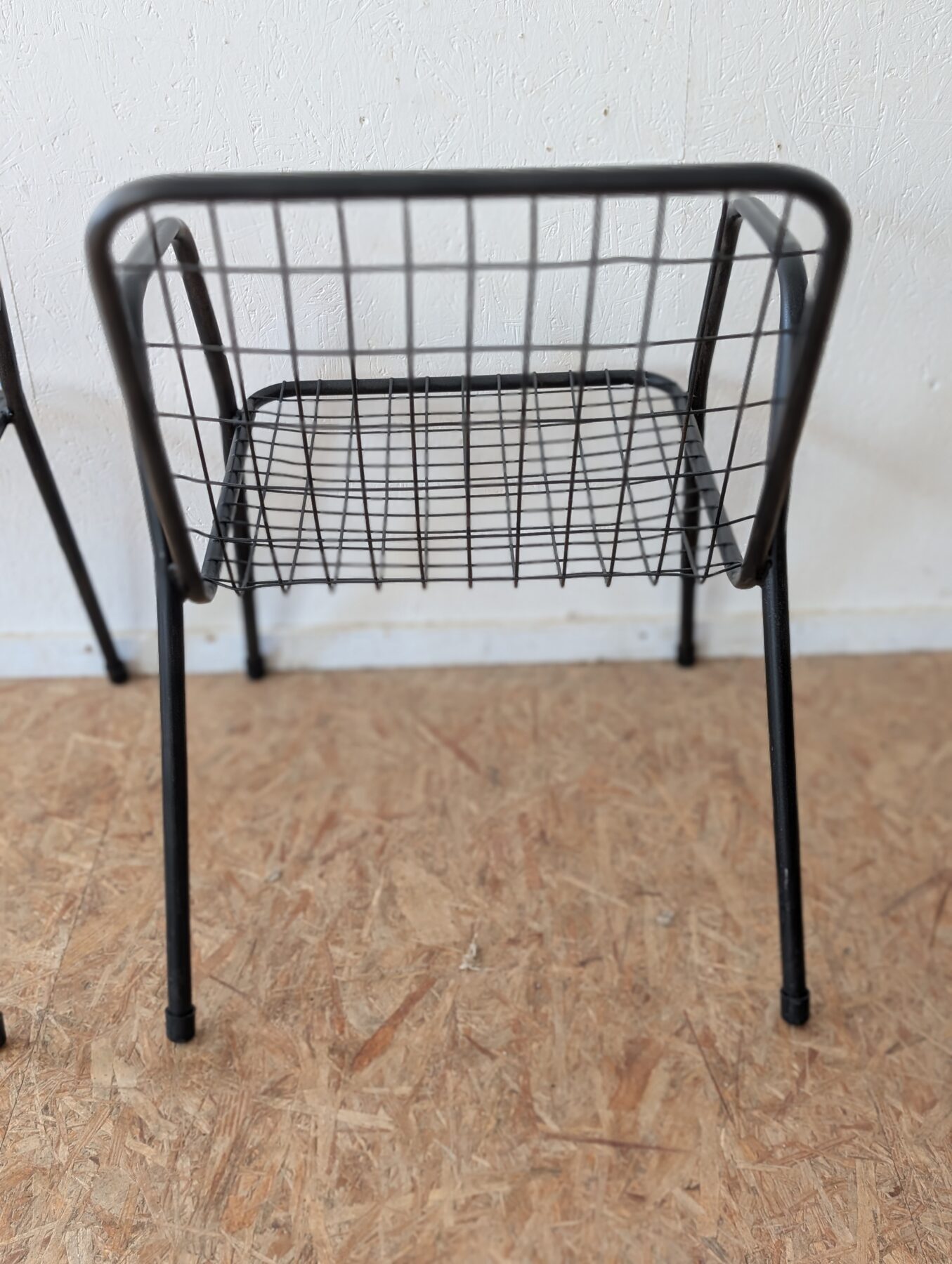 Suite de 4 chaises vintage Emu (Italie) – Image 22