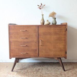 Bahut chêne pieds compas des années 50