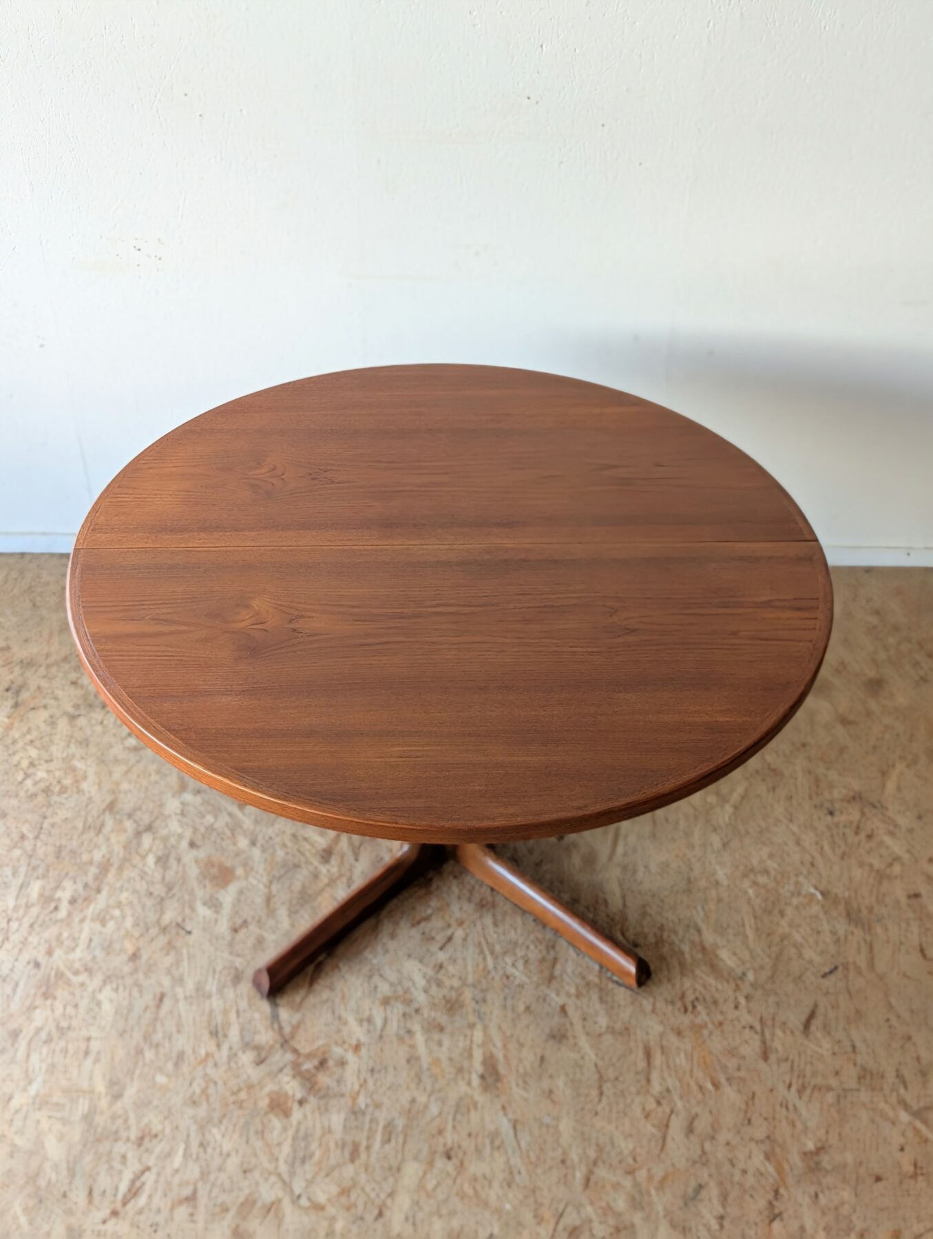 Table ronde danoise Gudme Møbelfabrik extensible avec 2 rallonges, années 60 – Image 2