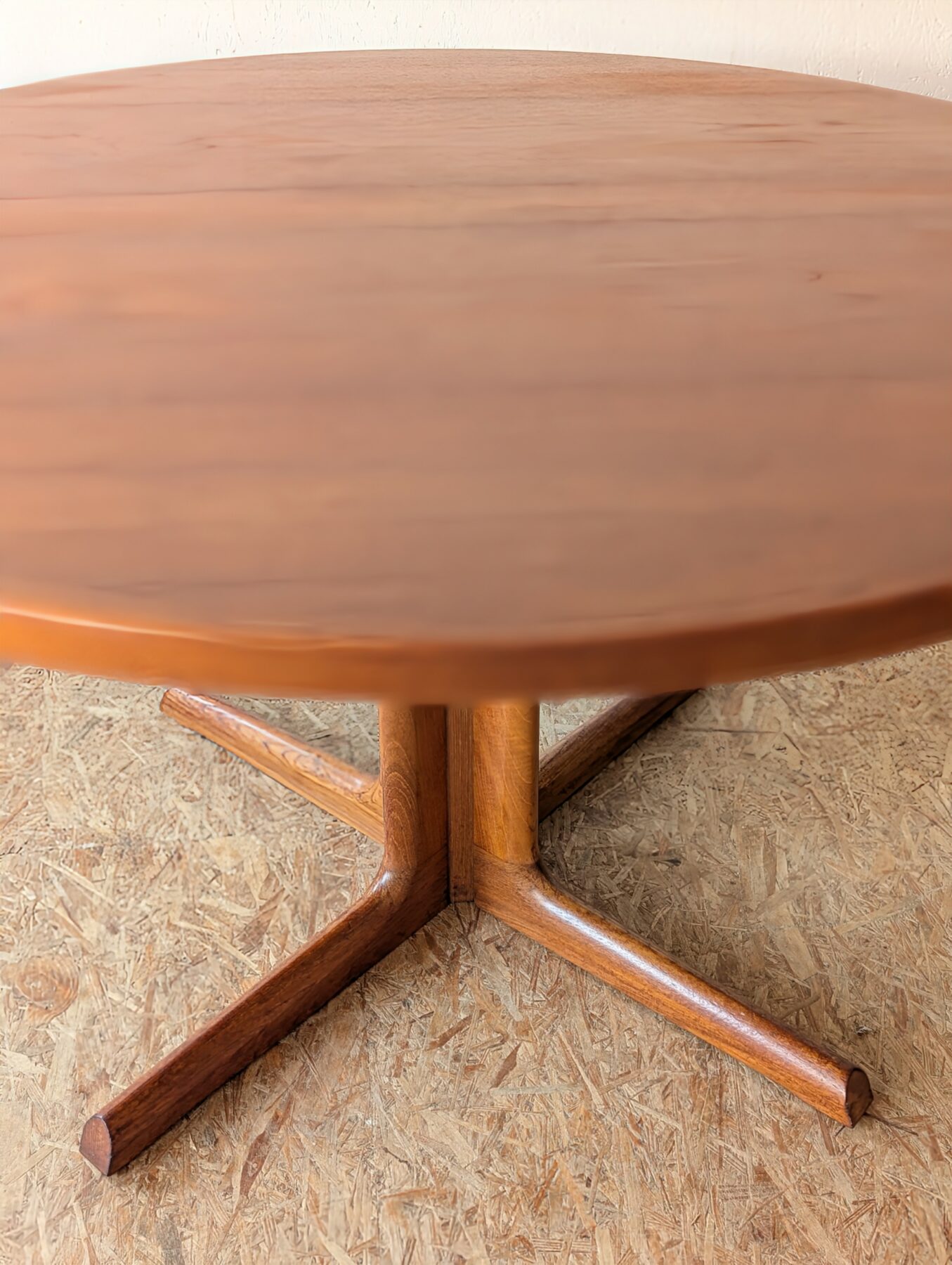 Table ronde danoise Gudme Møbelfabrik extensible avec 2 rallonges, années 60 – Image 3