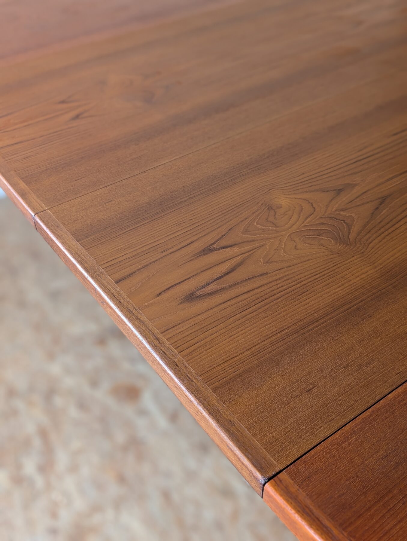 Table ronde danoise Gudme Møbelfabrik extensible avec 2 rallonges, années 60 – Image 11