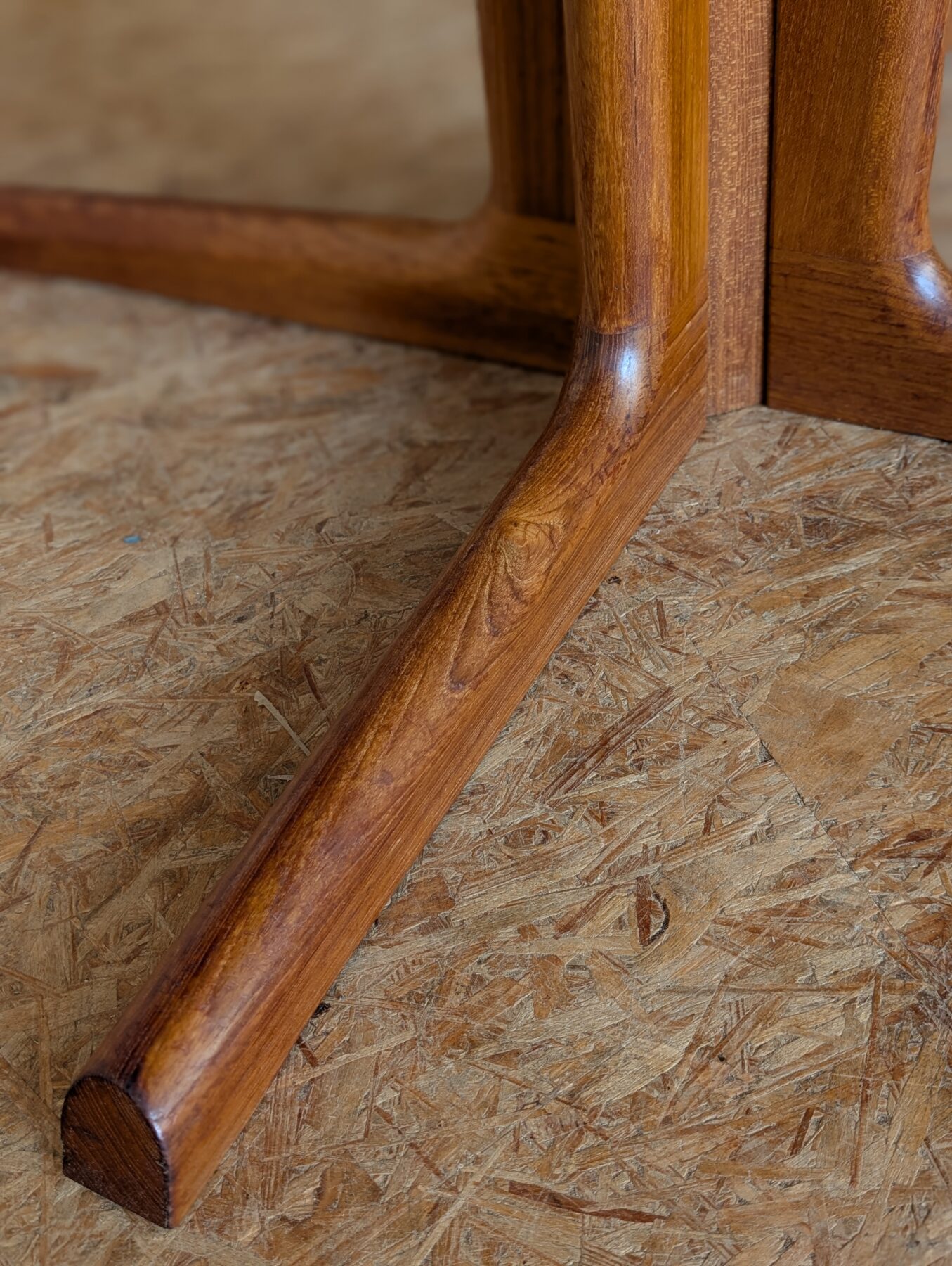 Table ronde danoise Gudme Møbelfabrik extensible avec 2 rallonges, années 60 – Image 17