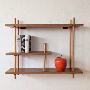 Etagère murale chêne made in Denmark années 60