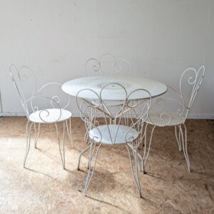 Salon de jardin ancien en fer forgé