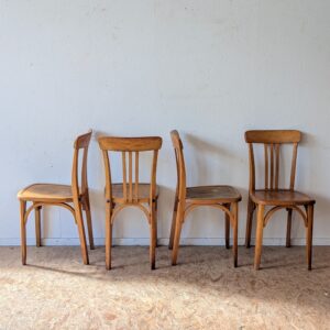 Suite de 4 chaises bistrot hêtre années 60