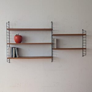 Grande étagère murale teck String années 60