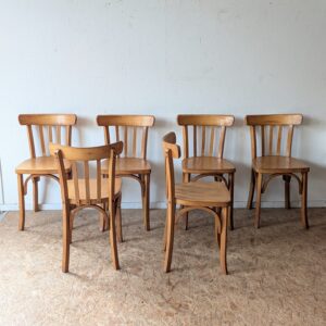 Suite de 6 chaises bistrot en hêtre années 50/60