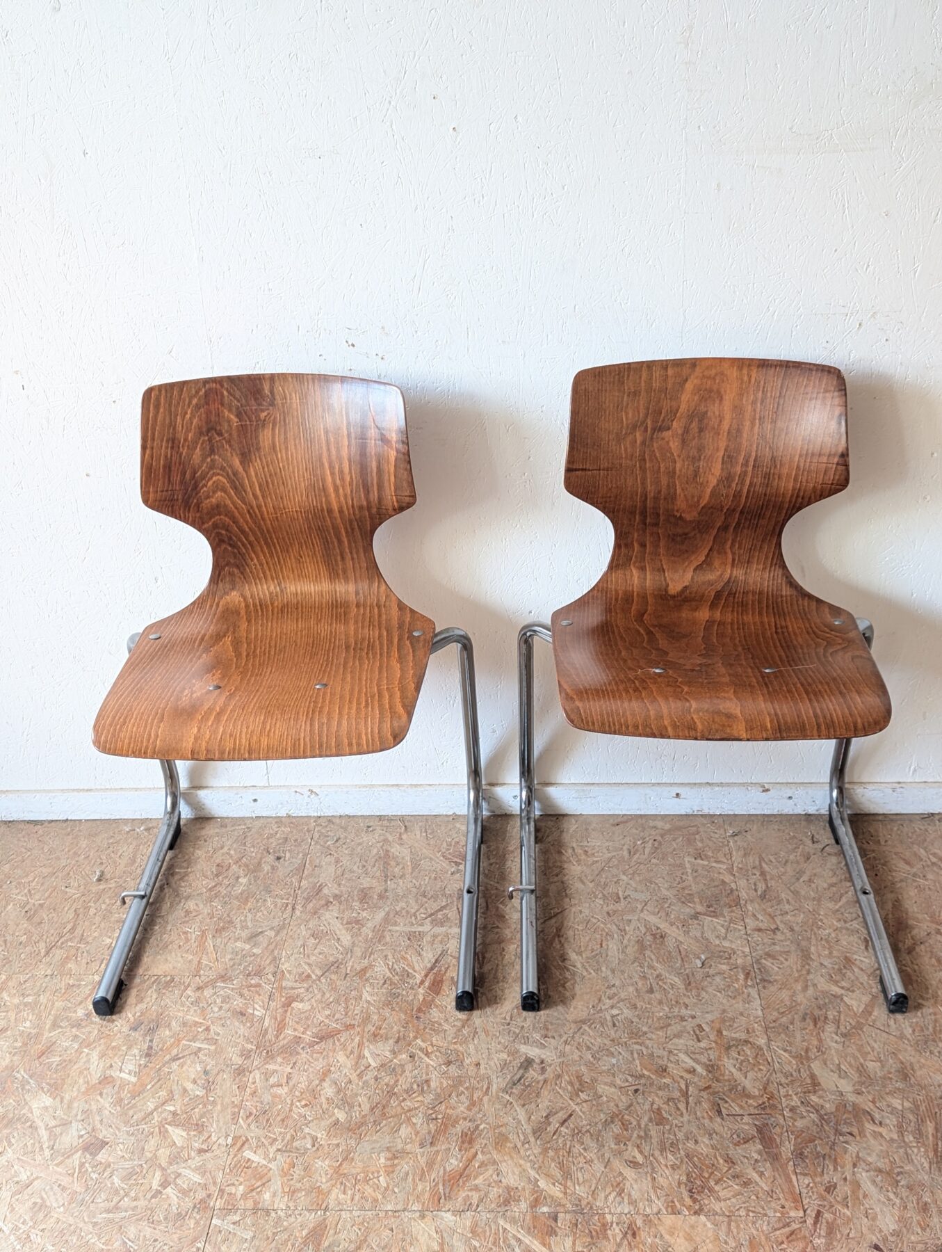 Suite de 4 chaises vintage Eurosit pagwood et chrome – Image 2