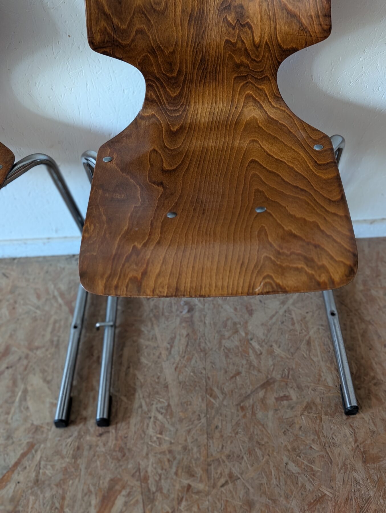 Suite de 4 chaises vintage Eurosit pagwood et chrome – Image 15